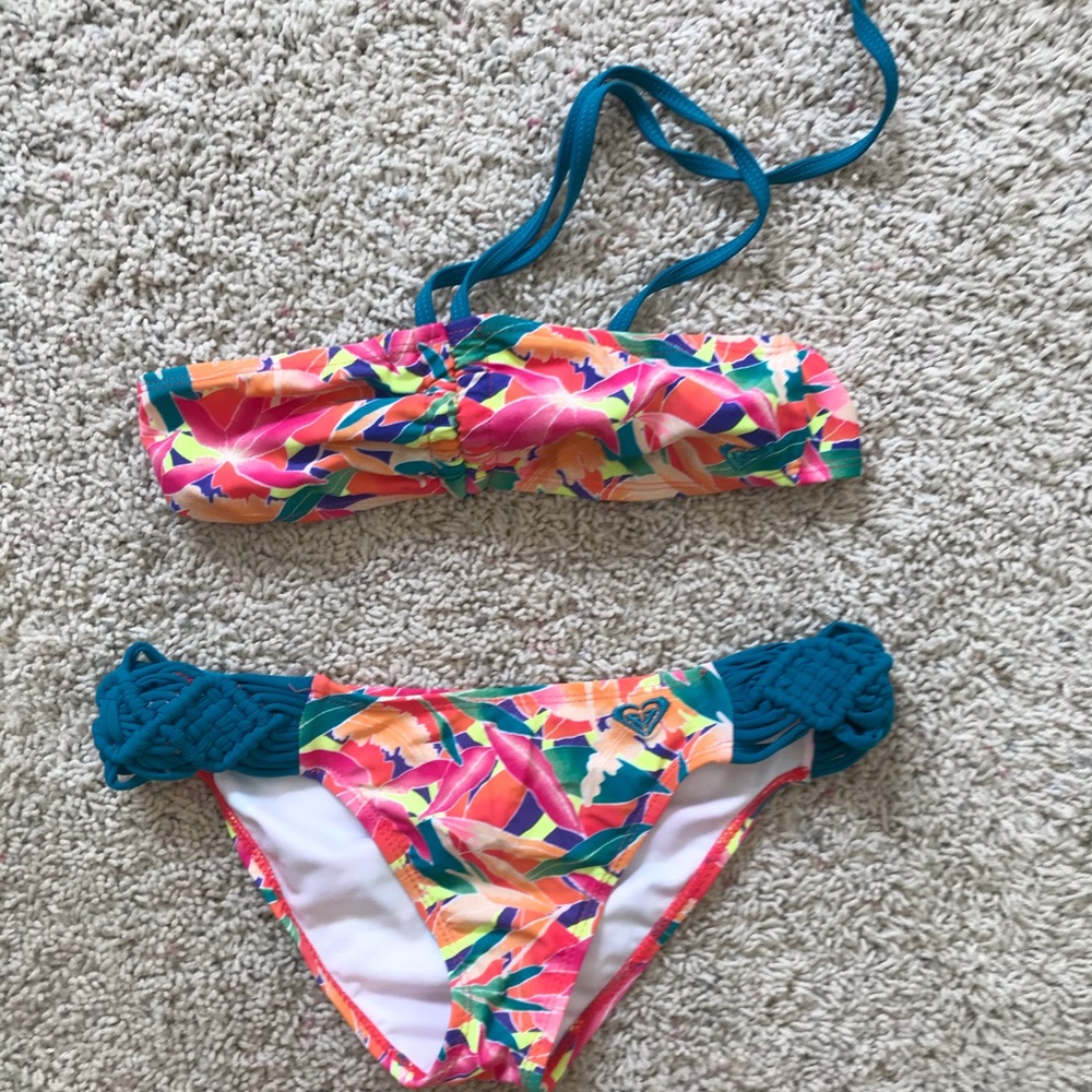 Roxy Bikini Set